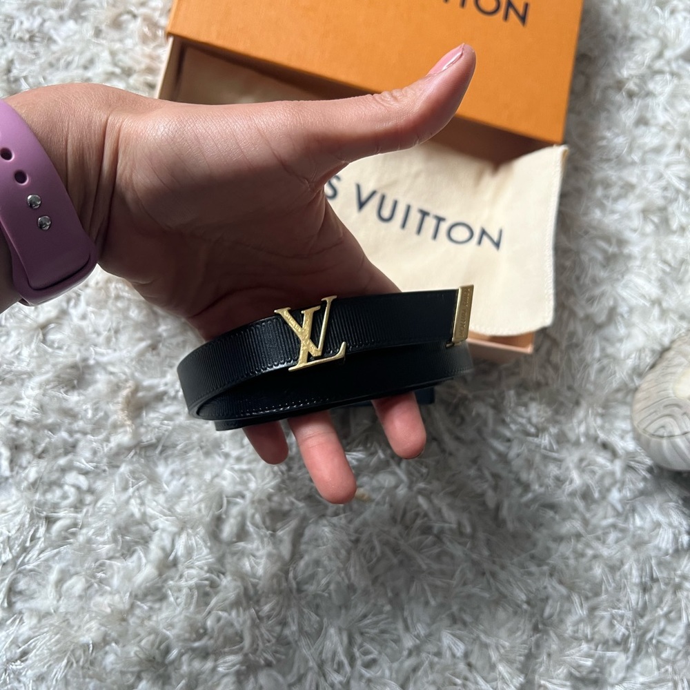 Louis Vuitton Initiales leather black belt